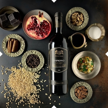 Rượu Vang Nên Kết Hợp Với Món Ăn Gì?